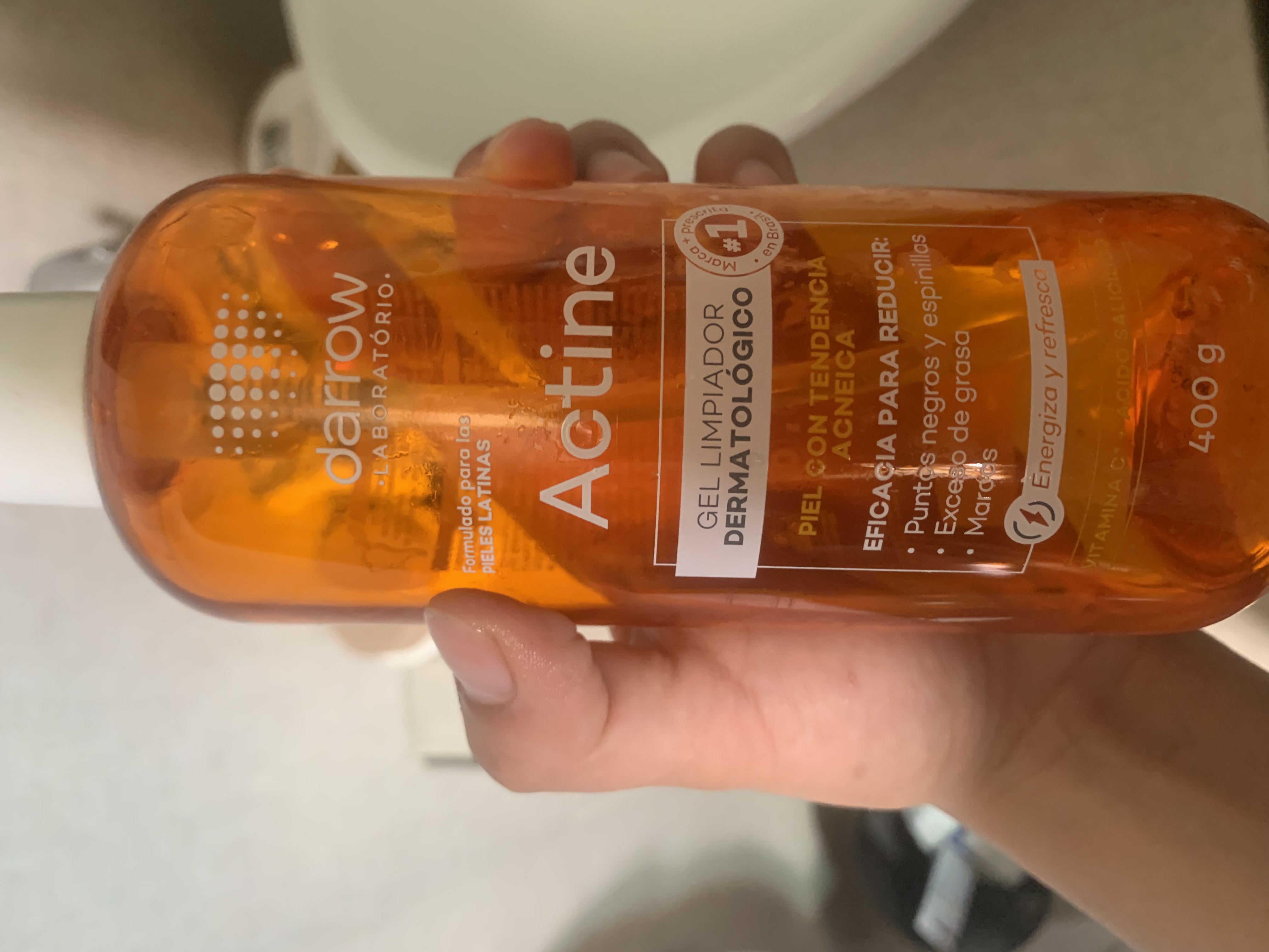 Gel de limpieza facial